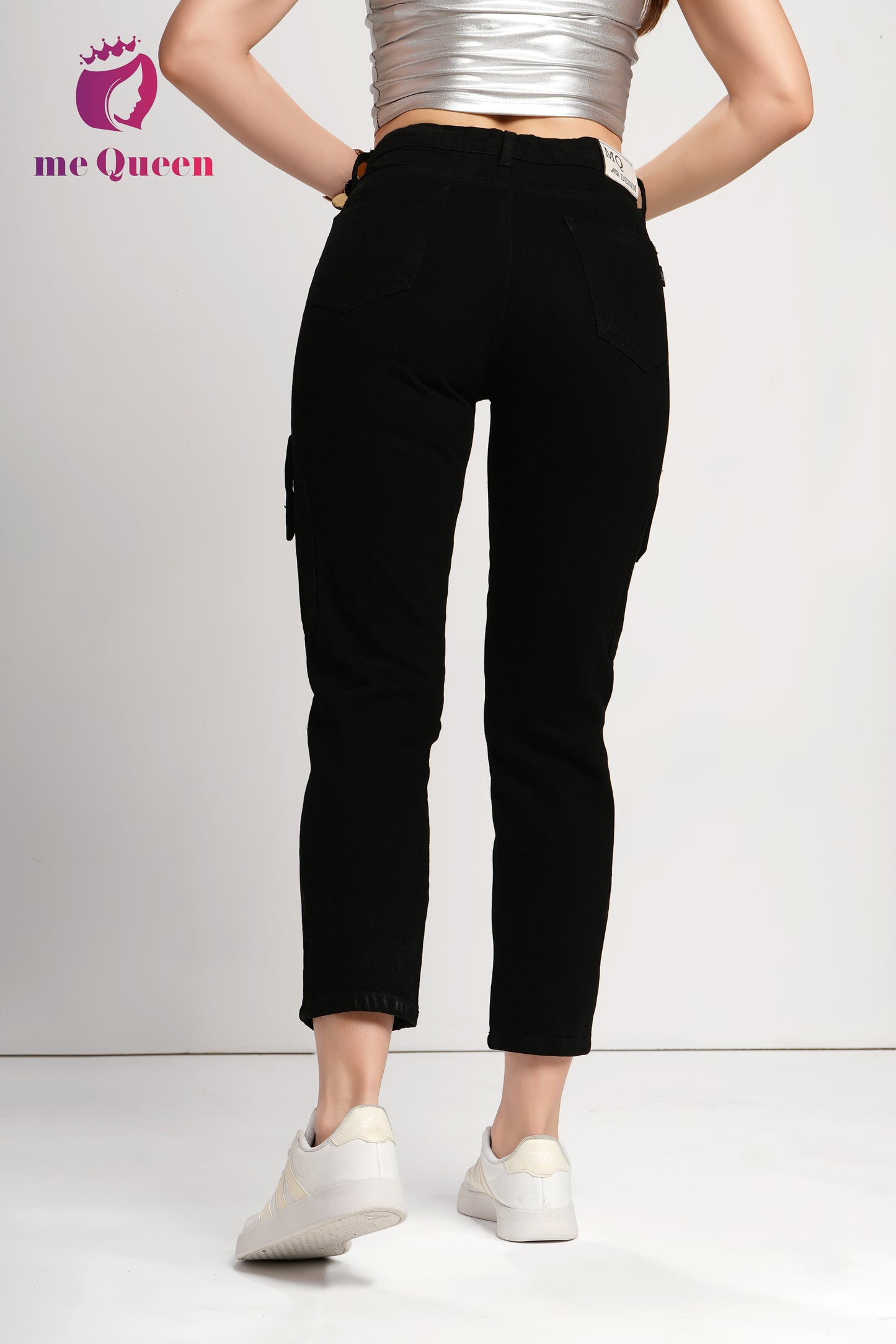 MeQueen Women's Black Fit Denim Jeans with Handy Pockets