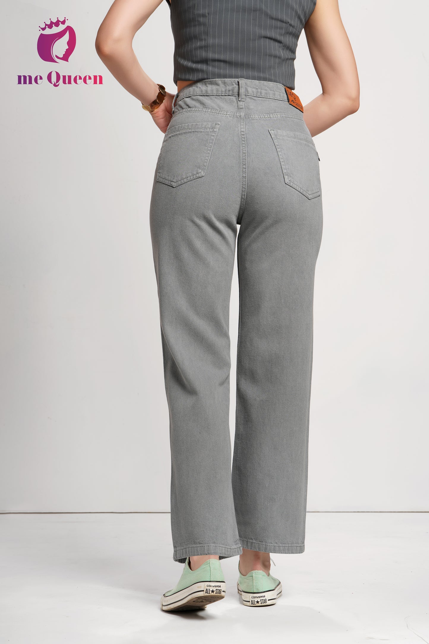 MeQueen Women's Silver Loose Fit Denim Jeans