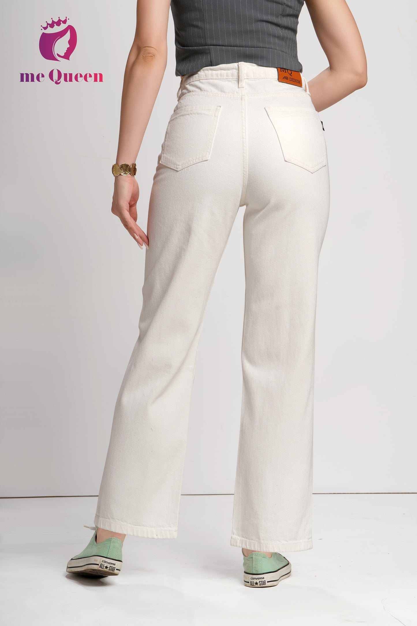 MeQueen Women's White Loose Fit Denim Jeans