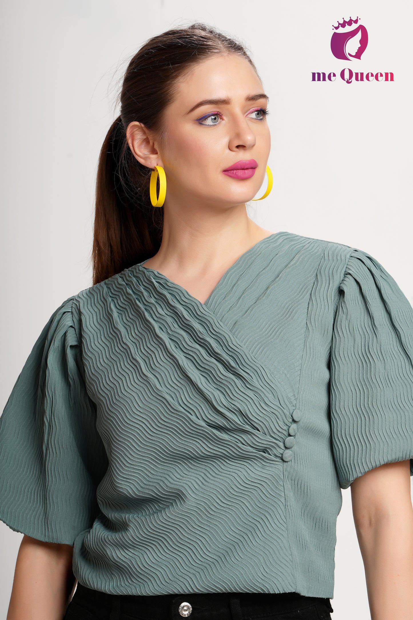 MeQueen's Women's Stylish Pattern Green Top with Puff Sleeves