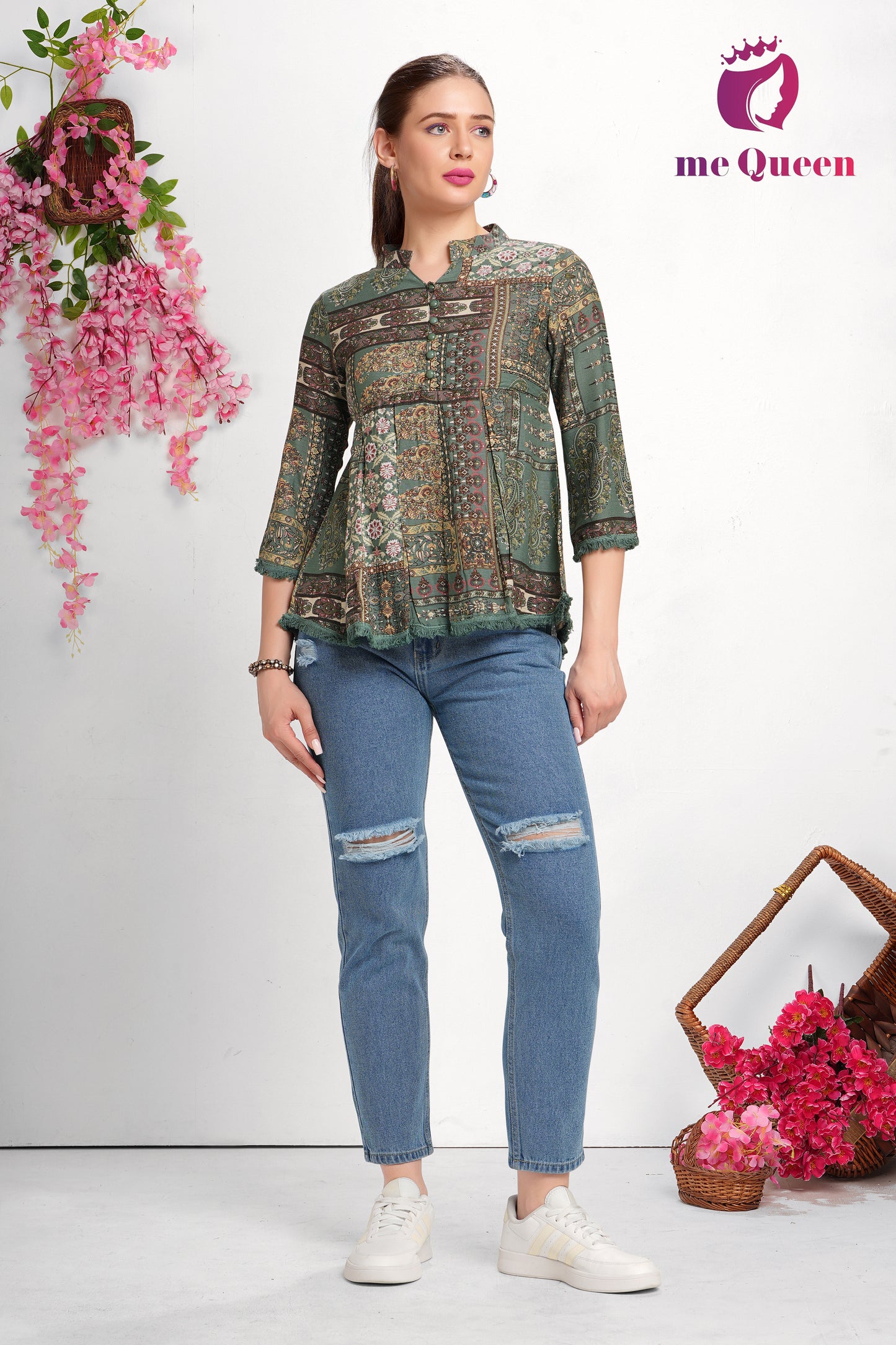 MeQueen Women Green Trendy Casual Printed Top