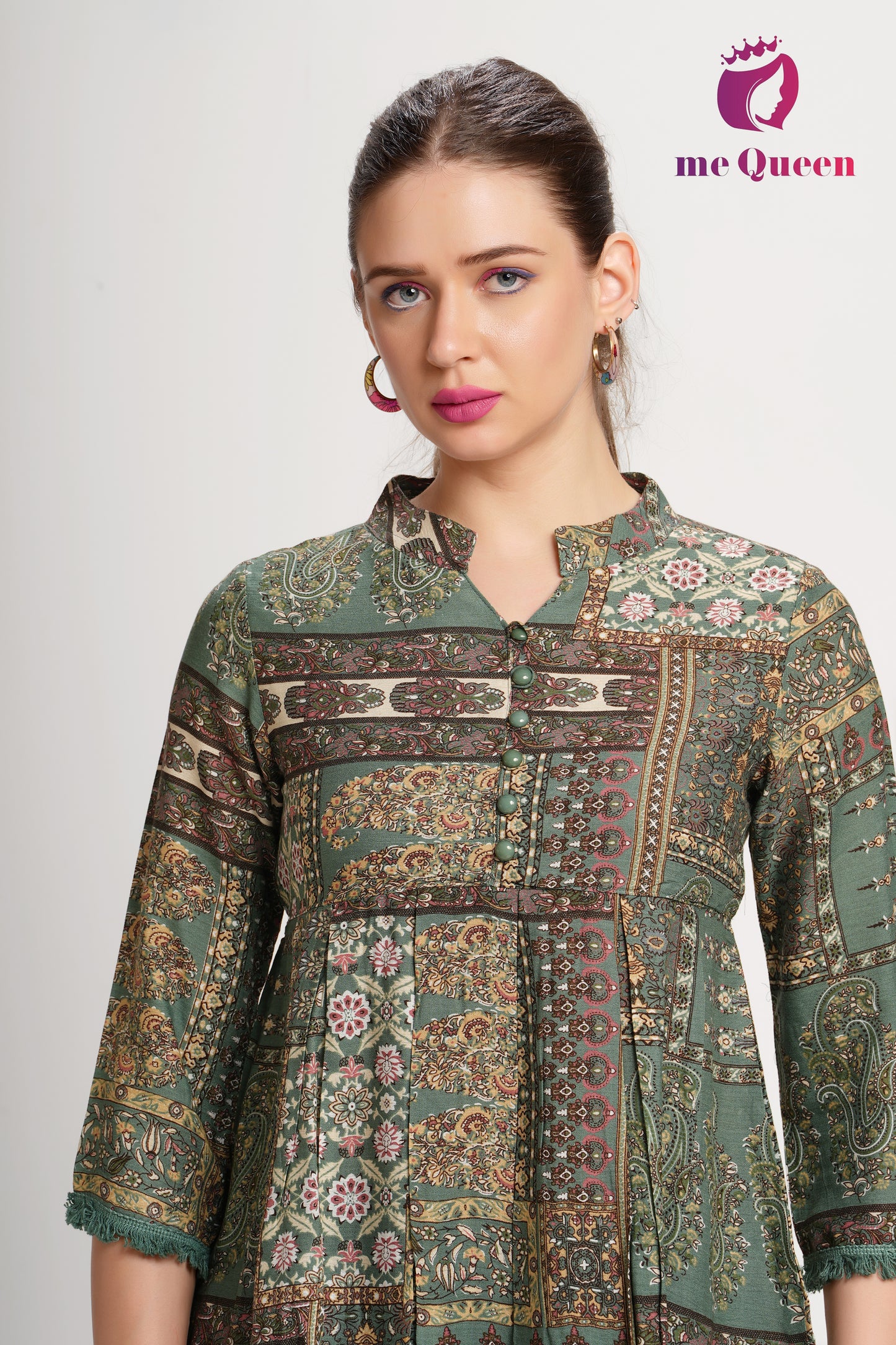 MeQueen Women Green Trendy Casual Printed Top