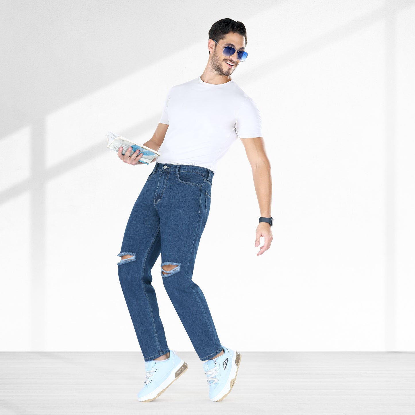 MQ Denim Non-Stretchable Dark Blue Straight Fit Knee Ripped Distressed Stylish Mid Rise Pure Cotton Fabric Men's Jeans Offered in Various Shades