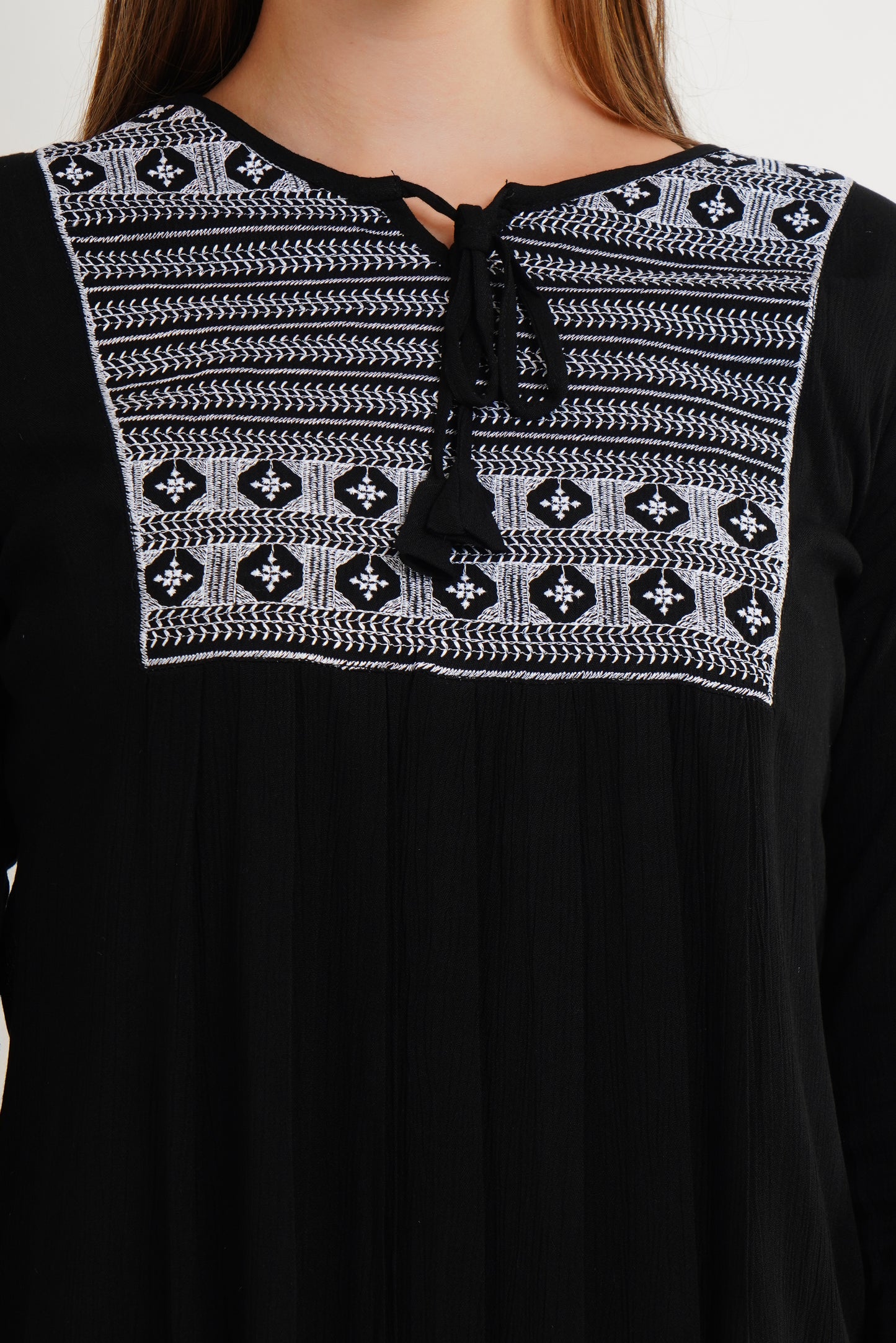 MeQueen Women’s Black Color Top with White Lace Work