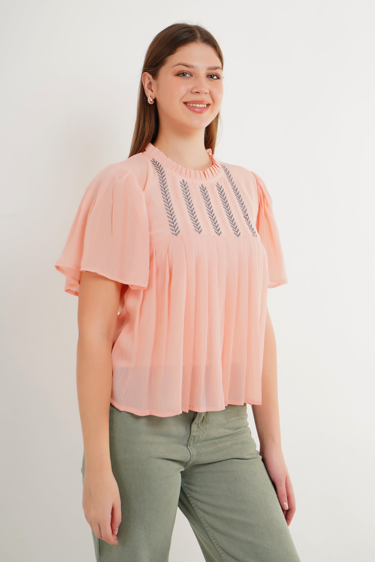 MeQueen Women Ruffled Neck Pink Embroidered Top with Thread Work