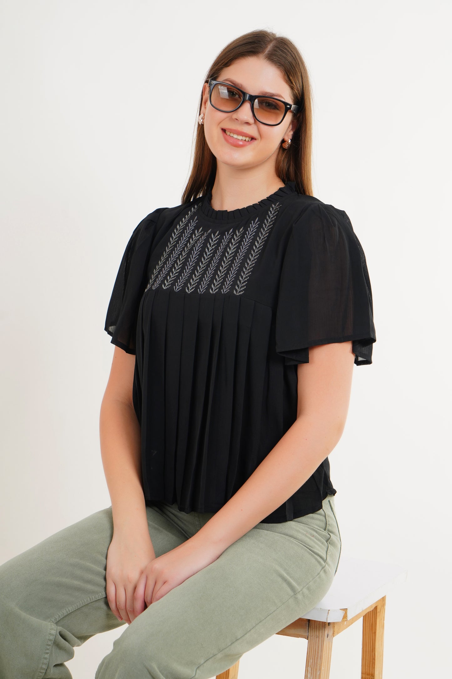 MeQueen Women Ruffled Neck Black Embroidered Top with Thread Work