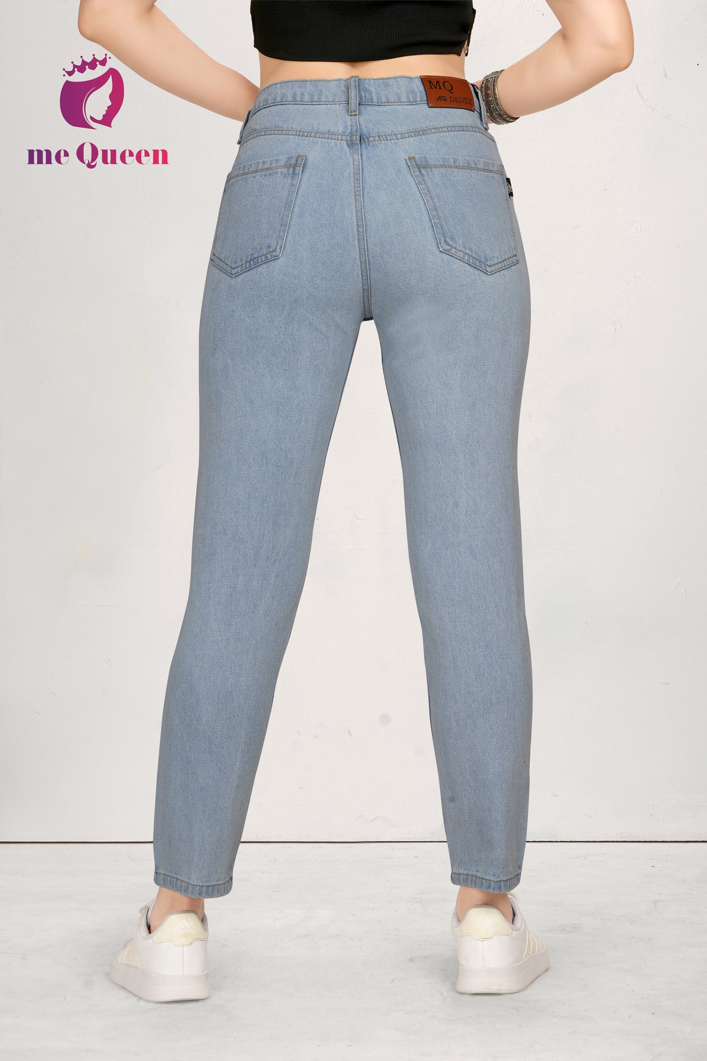 MeQueen Relaxed Fit Women's Sky Blue Jeans