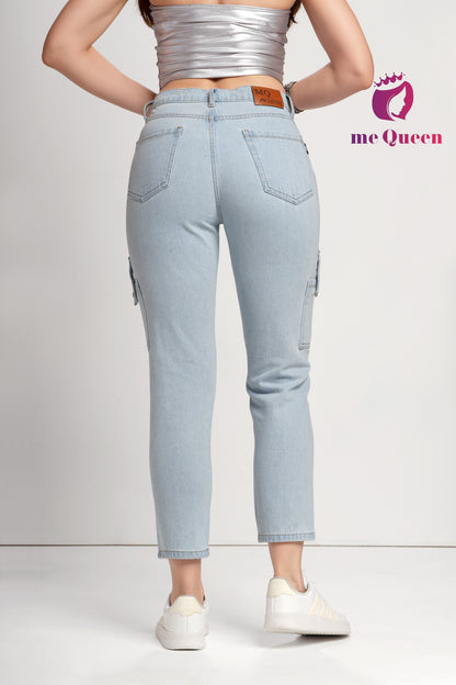 MeQueen Women's Light Blue Fit Denim Jeans with Handy Pockets