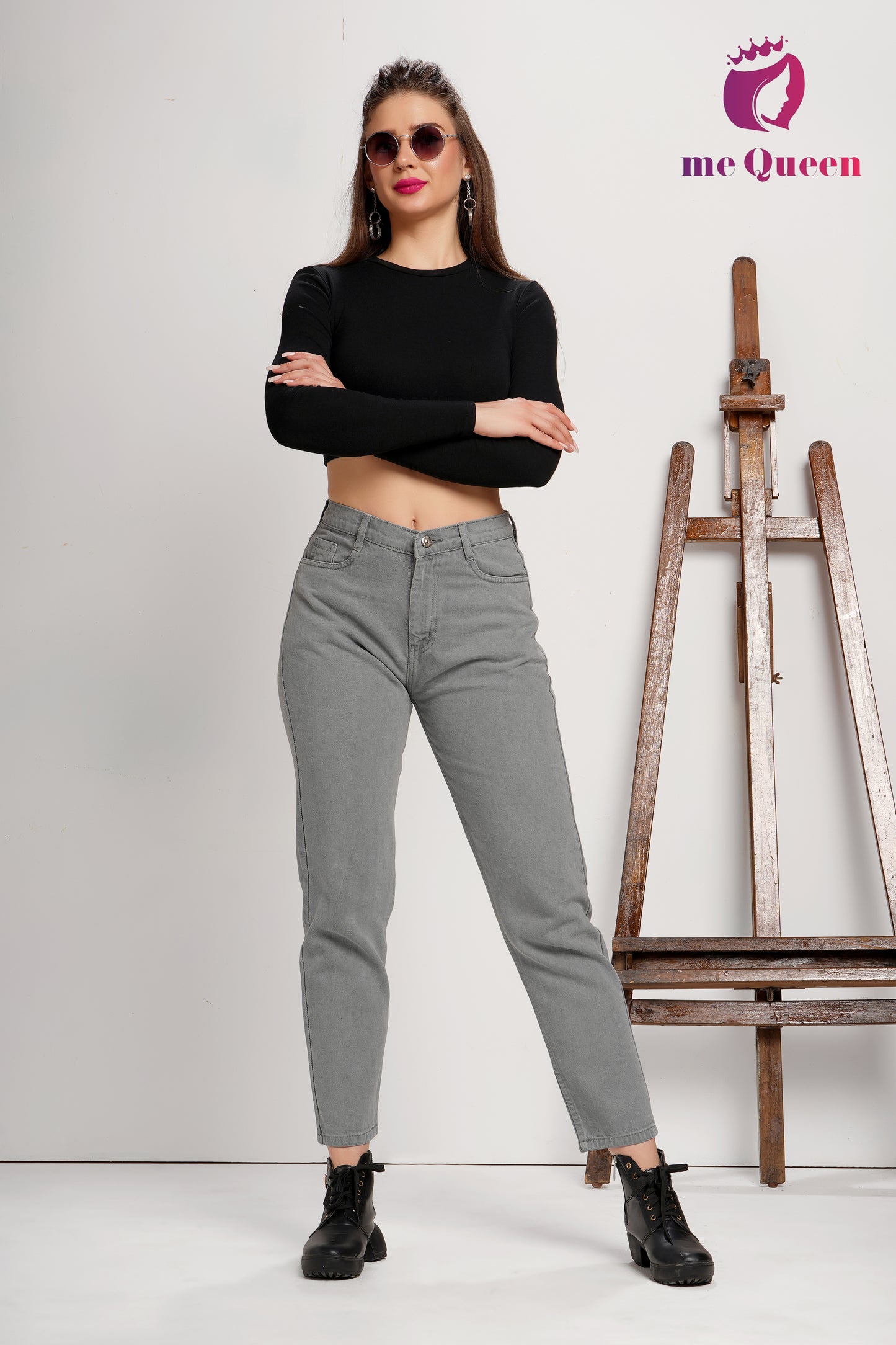 MeQueen Women's Gray Fit Denim Jeans
