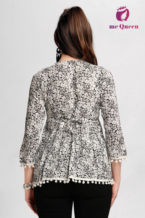 MeQueen Women's Short Cotton Black Top with Elegant Lace Pattern