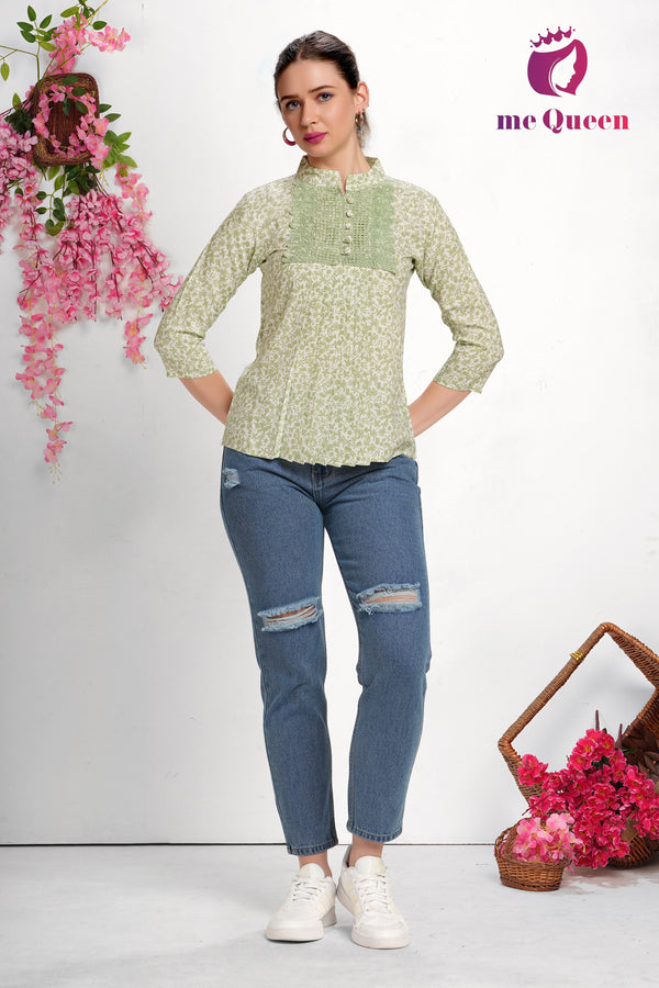 MeQueen Women's Green Floral Printed Top with Lace Neck Detail