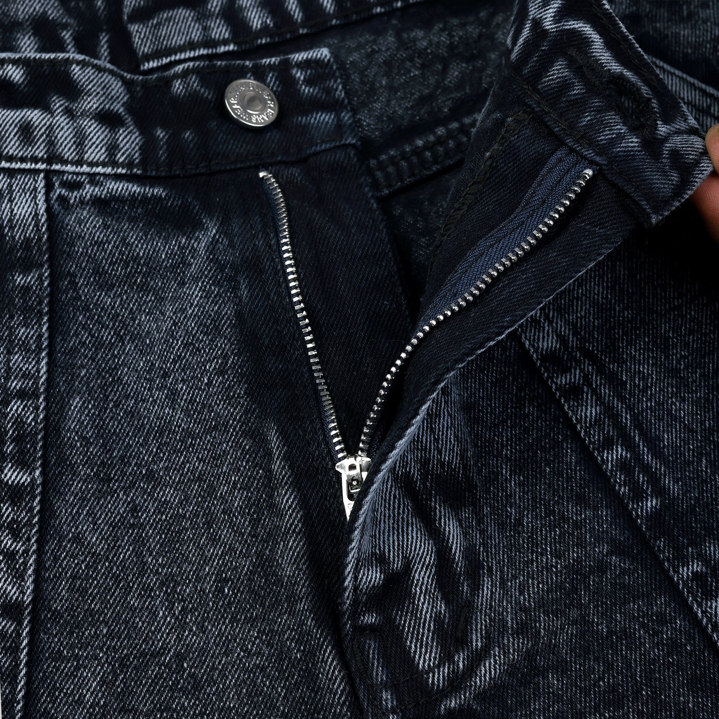 MQ Denim Men's Straight Leg 6-Pocket Mid Rise Cargo Jeans, Non-Stretchable and Pure Cotton Denim. Trendy and Comfortable Casual Wear.