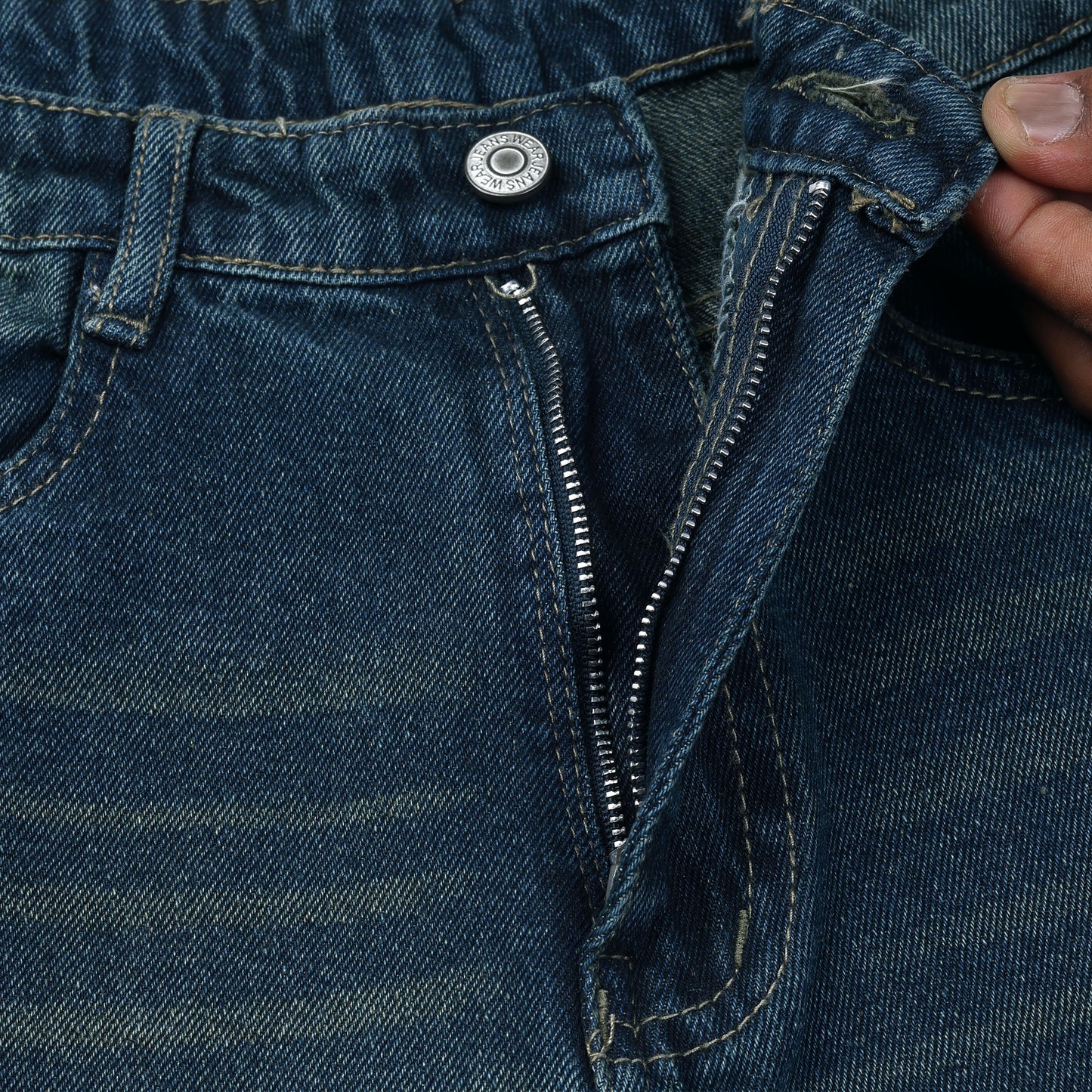 MQ Denim Knee Slit Distressed Dark Blue Loose Fit Relaxed Non-Stretchable 100% Cotton Mid Rise Men's Jeans