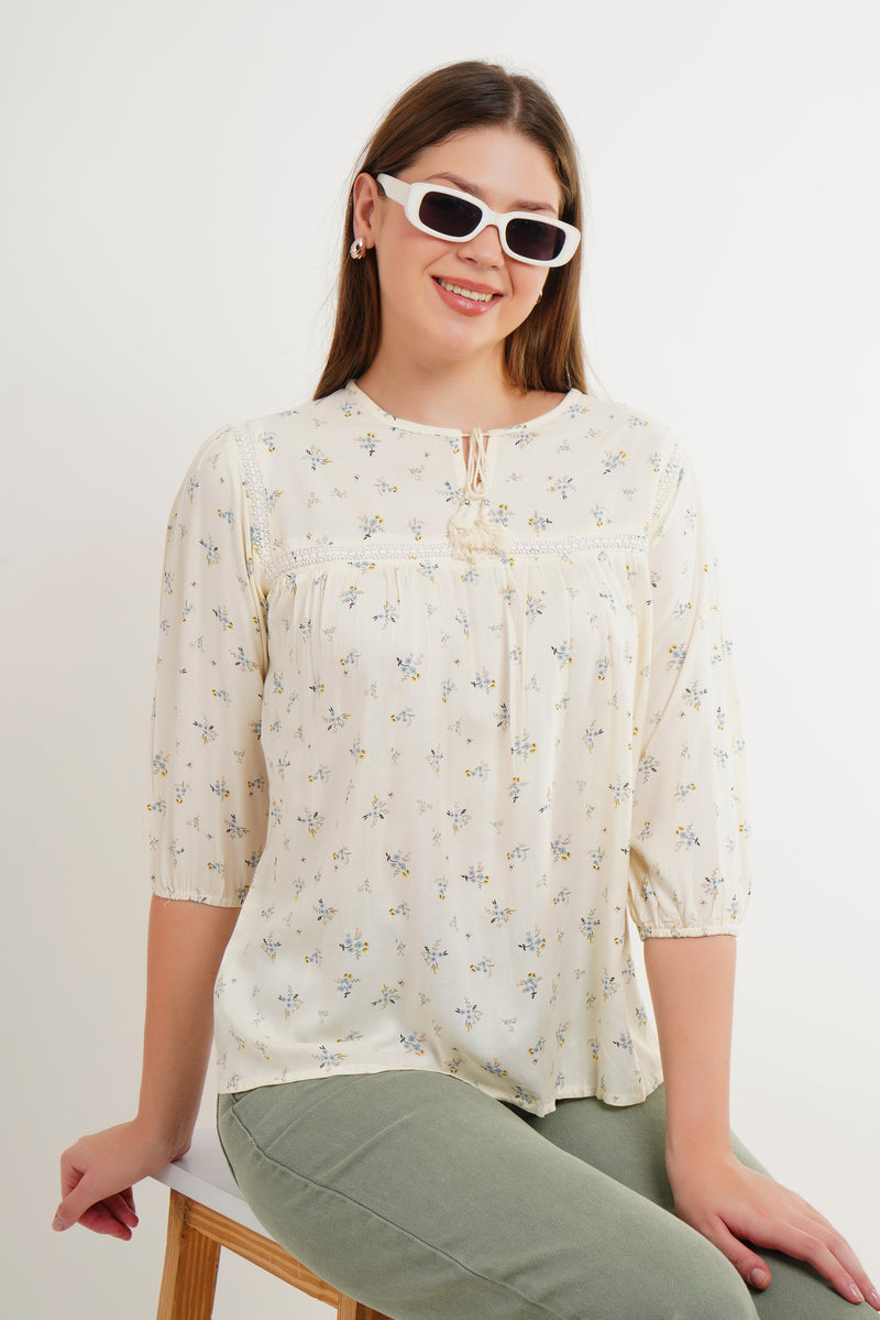 MeQueen Women’s Cream Color Printed Top