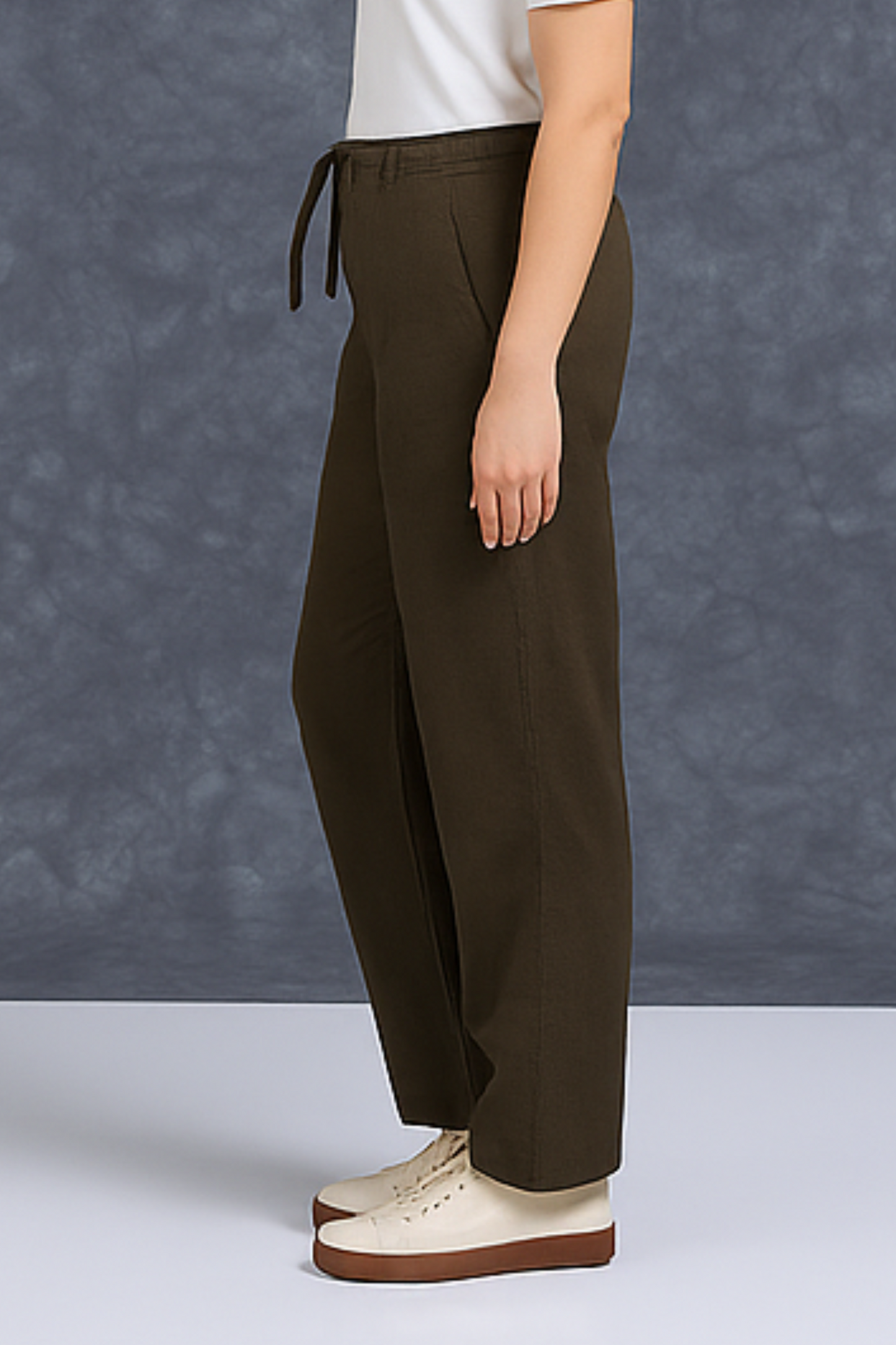 me Queen Women's Relaxed Fit Stylish Brown Linen Pants – Lightweight, Breathable, and Versatile Casual Wear